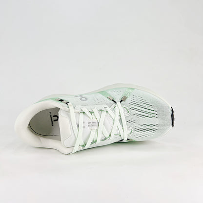 On Running Cloudeclipse – Mint & White Unisex High-Performance Road Running Shoes