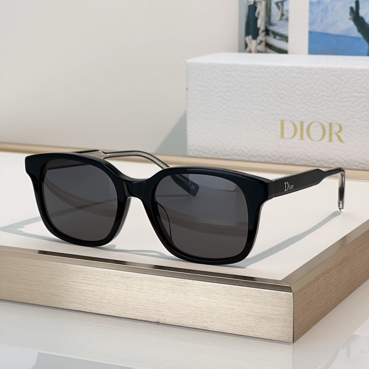 D**R Square Sunglasses with Two-Tone Transparent Grey Acetate Frame, Dark Grey Solid Lenses & Logo Script Temple