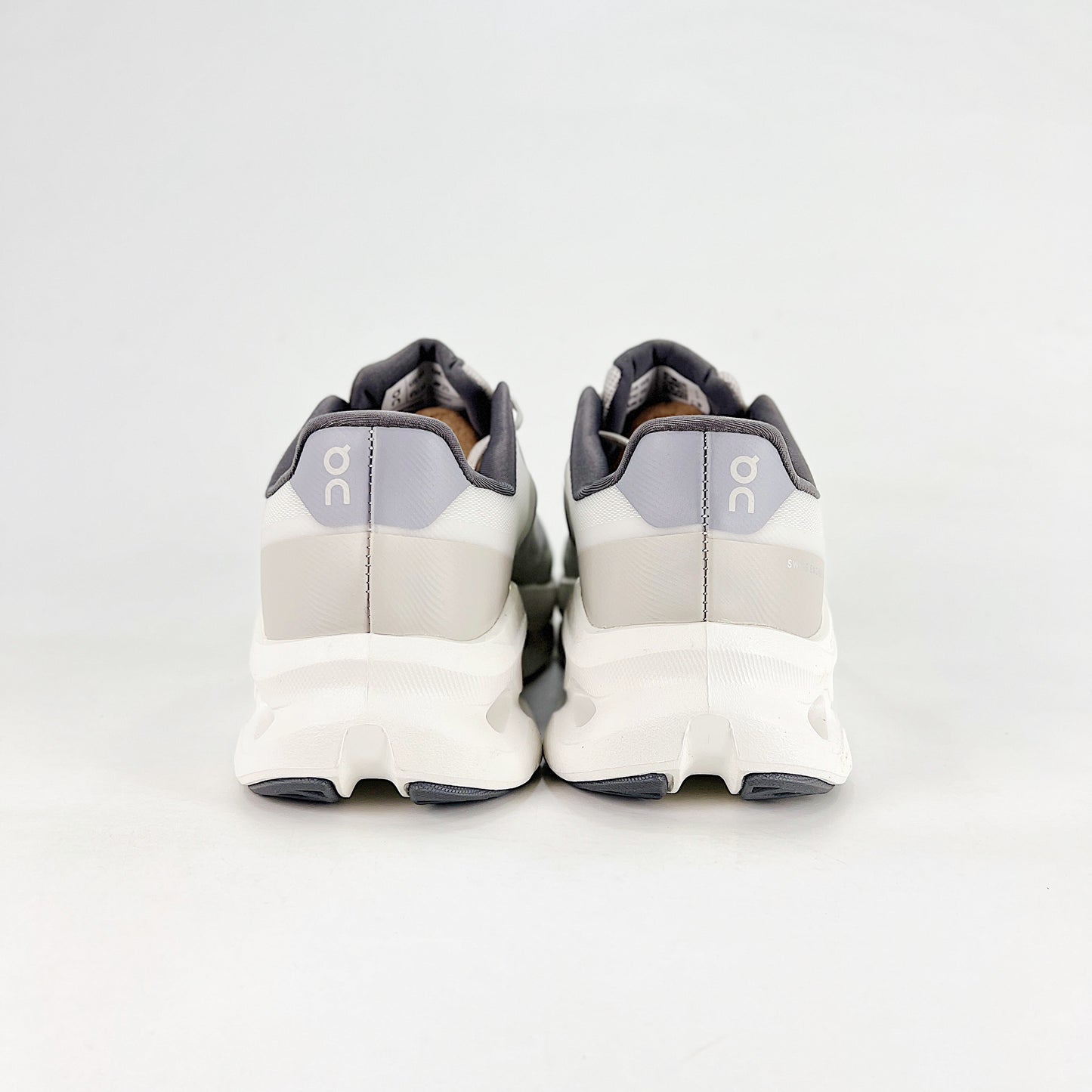 On Cloudtilt Remix – Silver & White Unisex Comfortable Supportive Running & Lifestyle Shoes