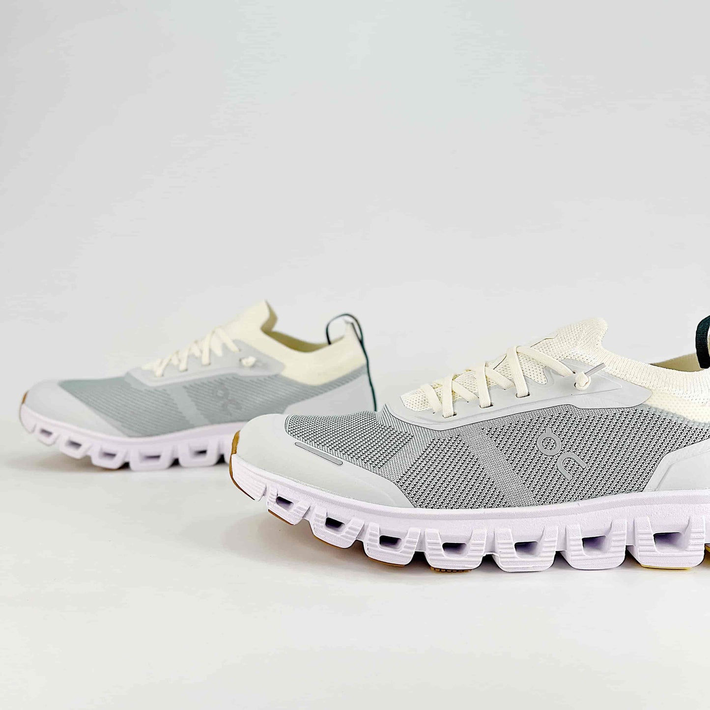 On Running Cloud 6 Versa – Grey & White Unisex Lifestyle Running Shoes