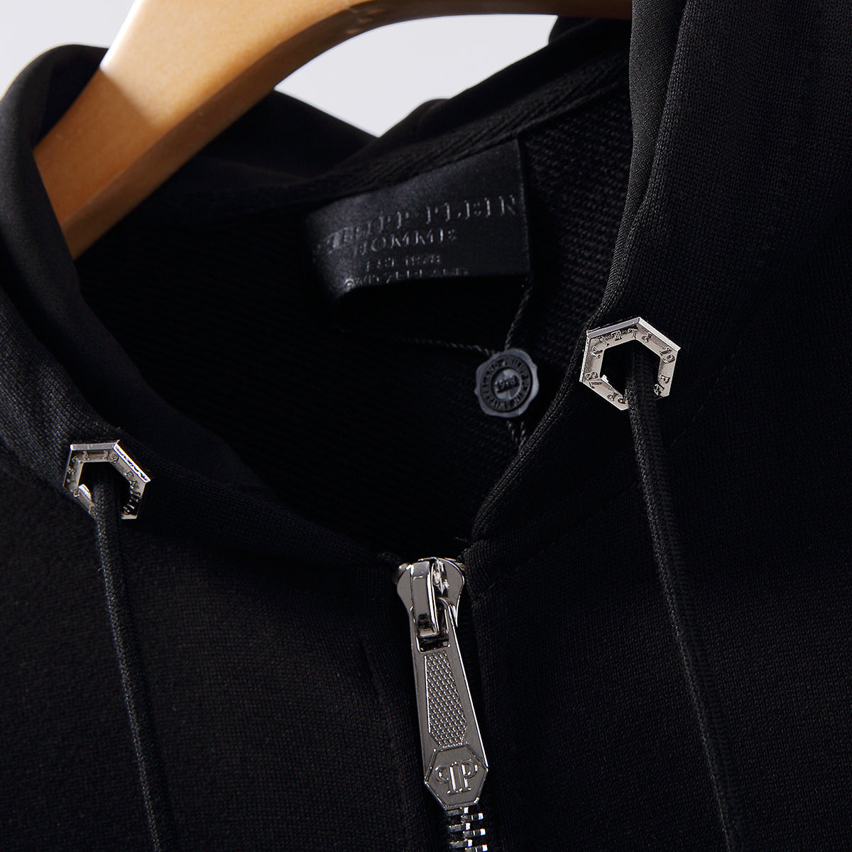 SOLA-PP tracksuit