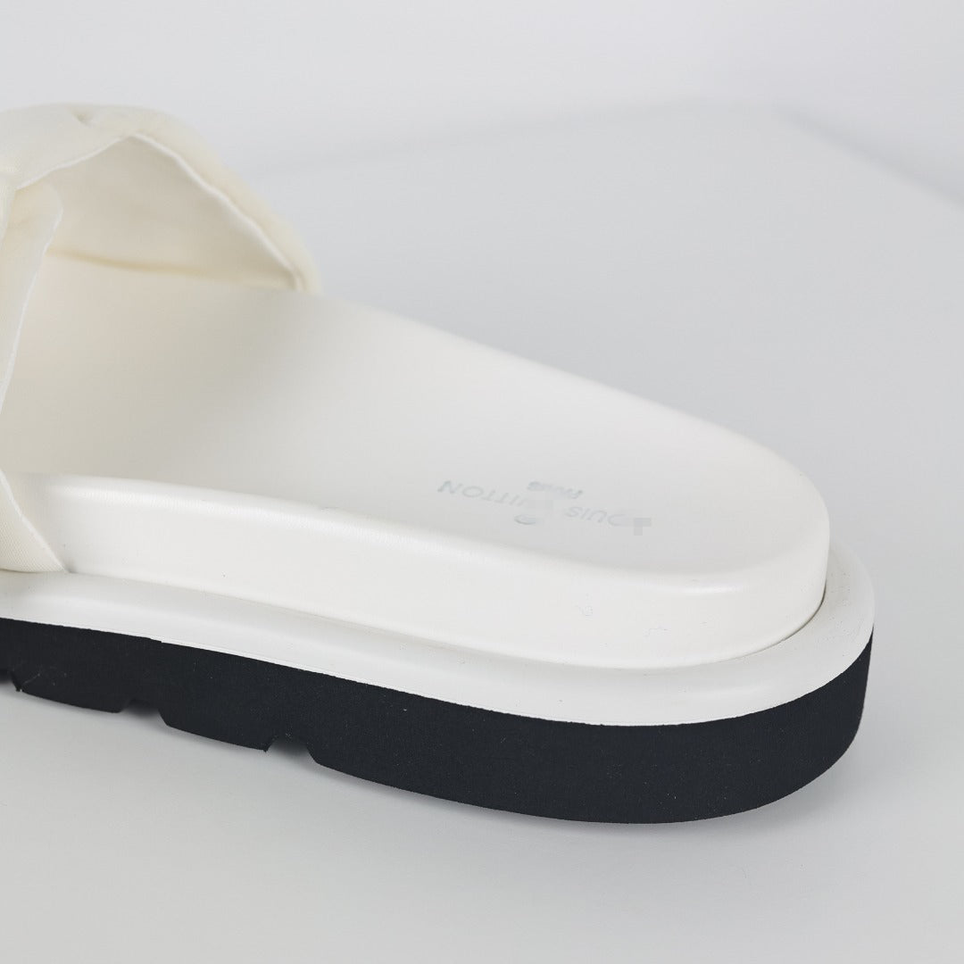 L***V Cream White Faux Shearling Fluffy Wide Strap Platform Slide Sandals — Spring Summer Boutique Limited Edition