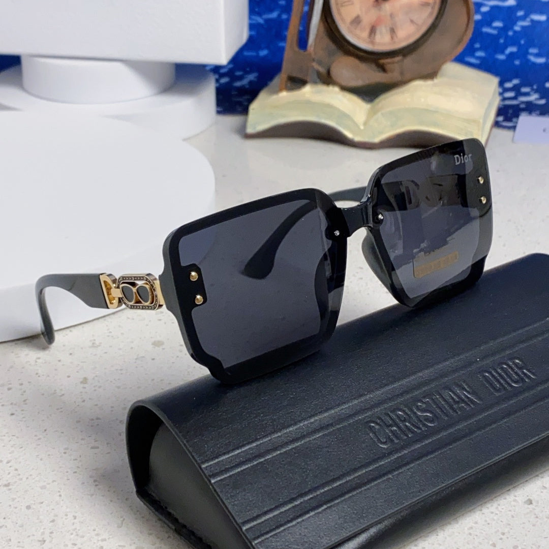 D**R Oversized Square Sunglasses | Chain-Link Bridge | 4 Colorways
