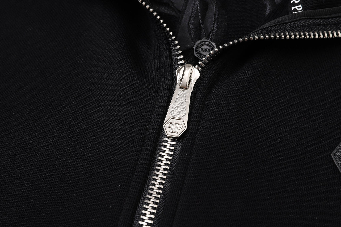 SOLA-PP tracksuit