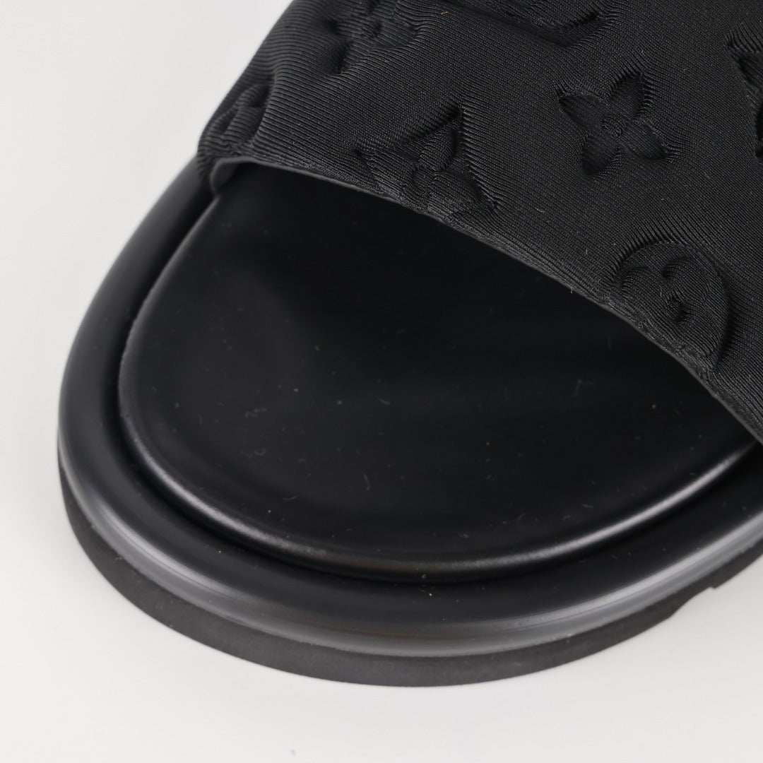L***V All-Black Quilted Diamond Texture Wide Strap Slide Sandals — Spring Summer Boutique Limited Edition