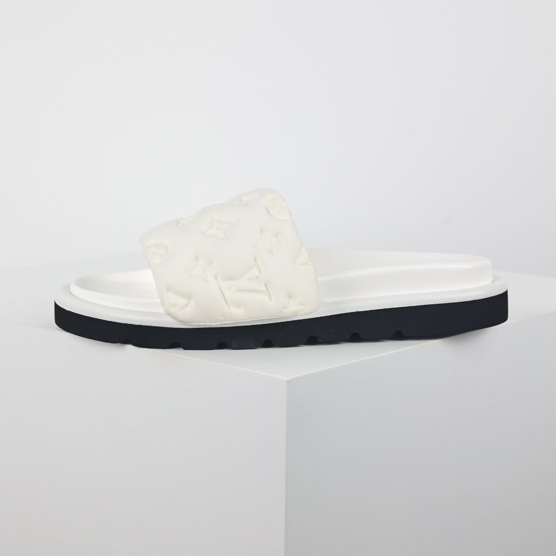 L***V Cream White Faux Shearling Fluffy Wide Strap Platform Slide Sandals — Spring Summer Boutique Limited Edition
