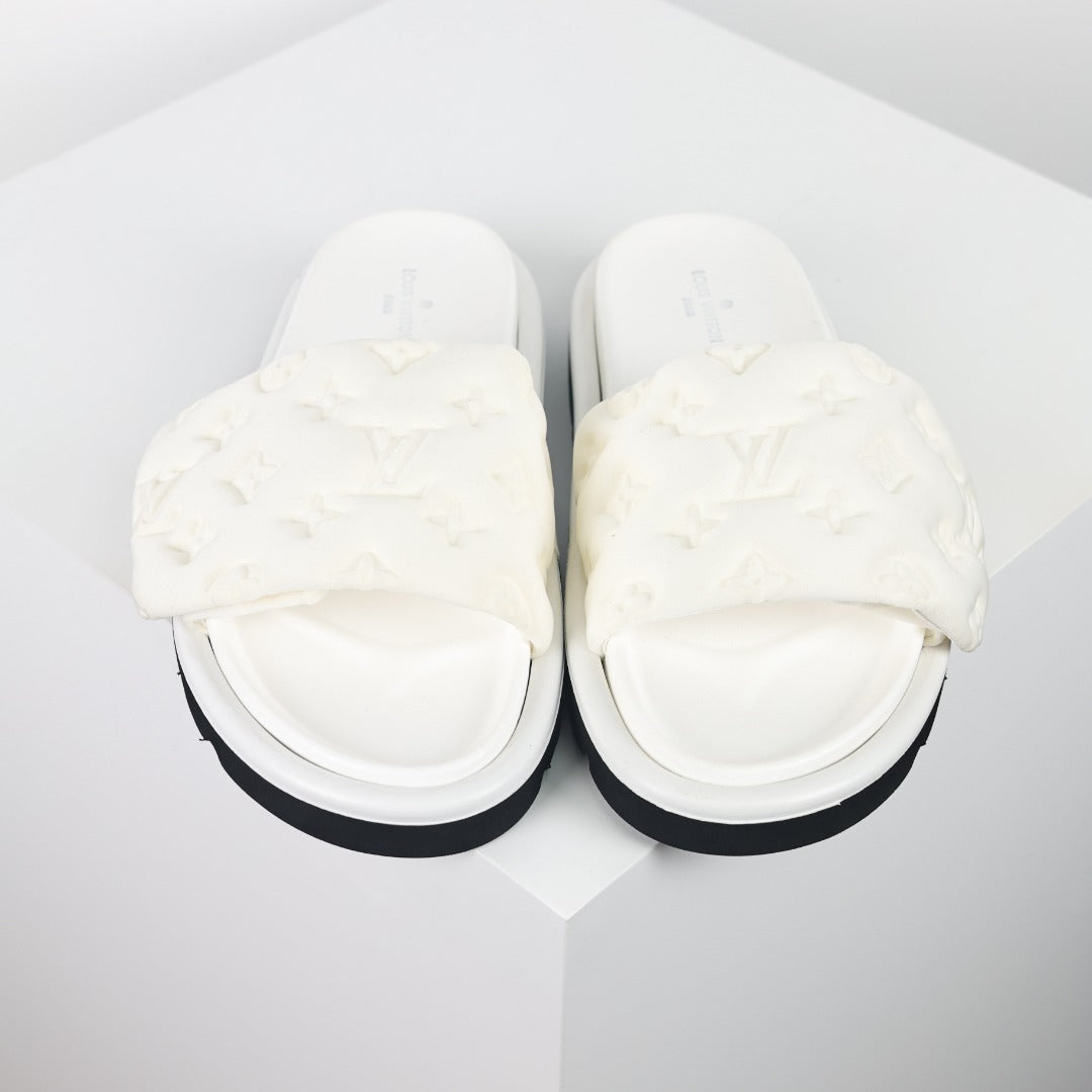 L***V Cream White Faux Shearling Fluffy Wide Strap Platform Slide Sandals — Spring Summer Boutique Limited Edition