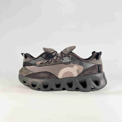 On Running Cloudrift – White, Grey & Black Unisex Lifestyle Running Shoes