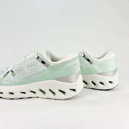 On Running Cloudeclipse – Mint & White Unisex High-Performance Road Running Shoes