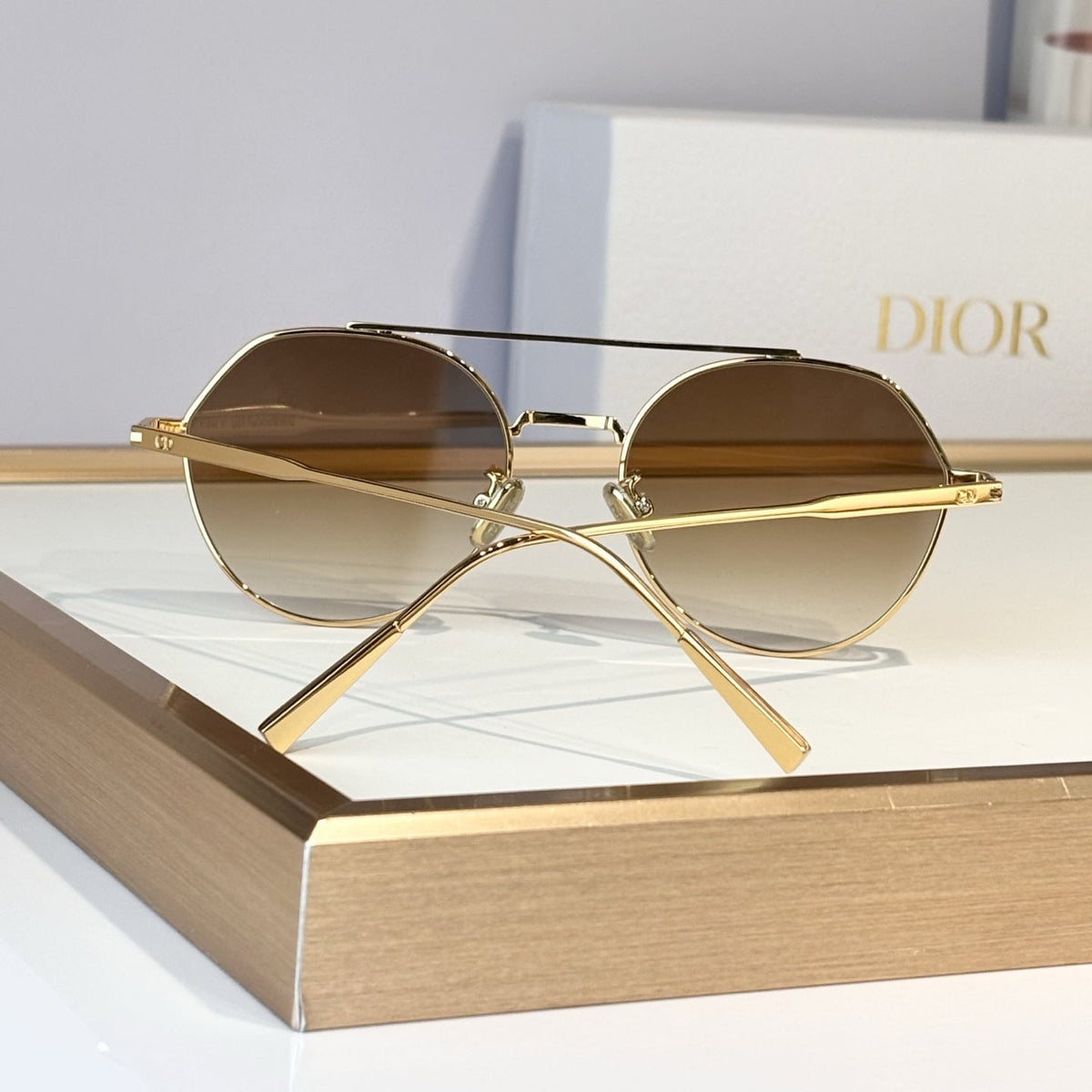 D**R Round Sunglasses | Gold Double-Bridge Metal Frame & Brown Gradient Lenses