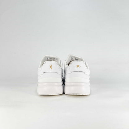 On The Roger Advantage – Triple White Unisex Premium Leather Retro Tennis Lifestyle Sneakers