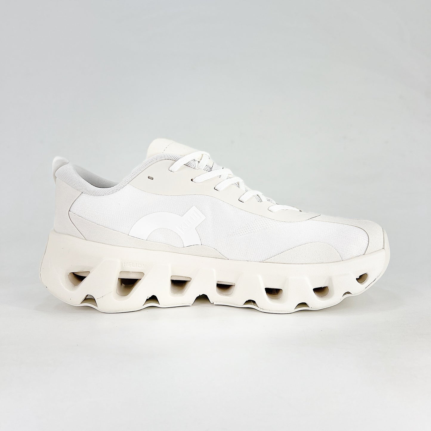 On x Kith Cloudswift – Triple White Unisex Premium Collaboration Lifestyle Sneakers