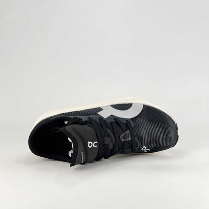 On Running Cloudeclipse – Black & White Men's High-Performance Running Shoes