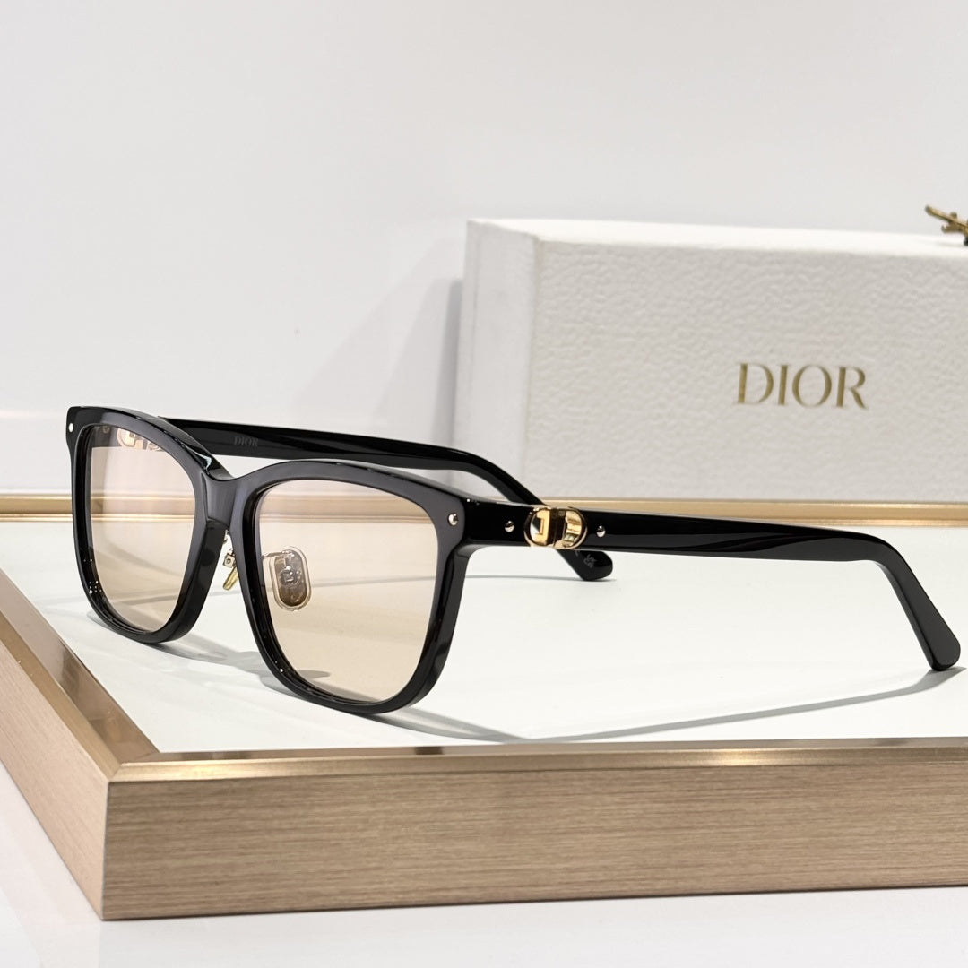 D**R 30Montaigne S9U Square Sunglasses | Black Acetate Frame, Grey Gradient Lenses, Gold CD Badge Hinge | Multiple Colors