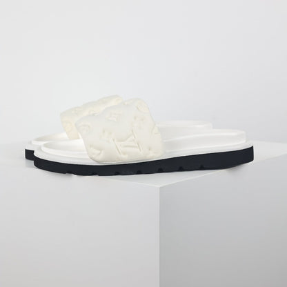 L***V Cream White Faux Shearling Fluffy Wide Strap Platform Slide Sandals — Spring Summer Boutique Limited Edition