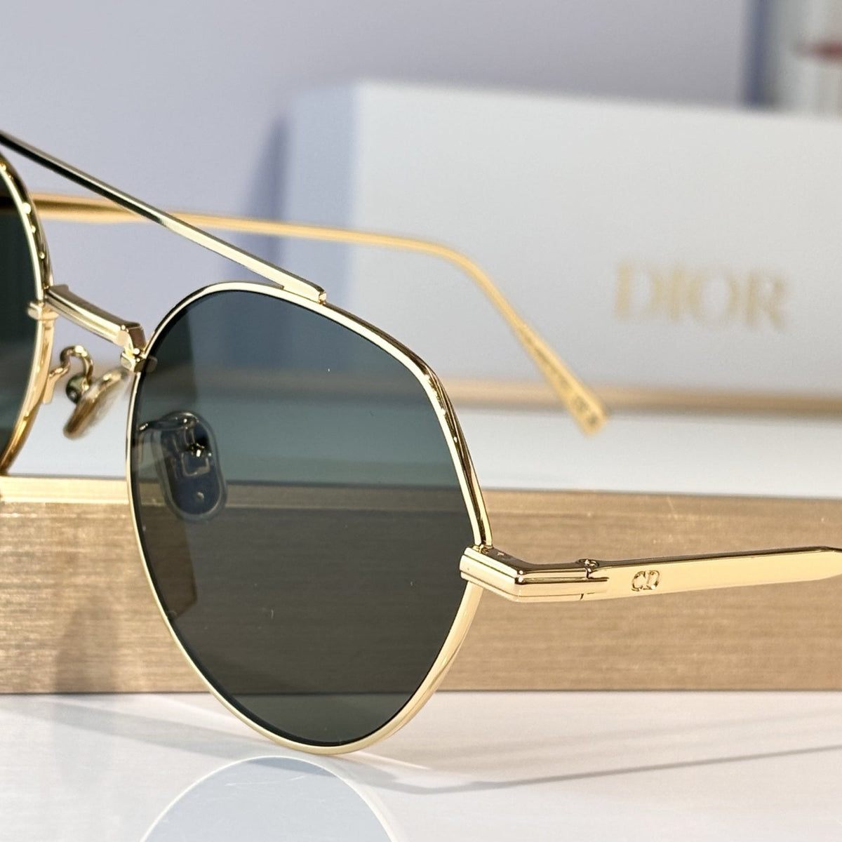D**R Round Sunglasses | Double-Bridge Metal Frame & Solid Tinted Lenses | 6 Colorways