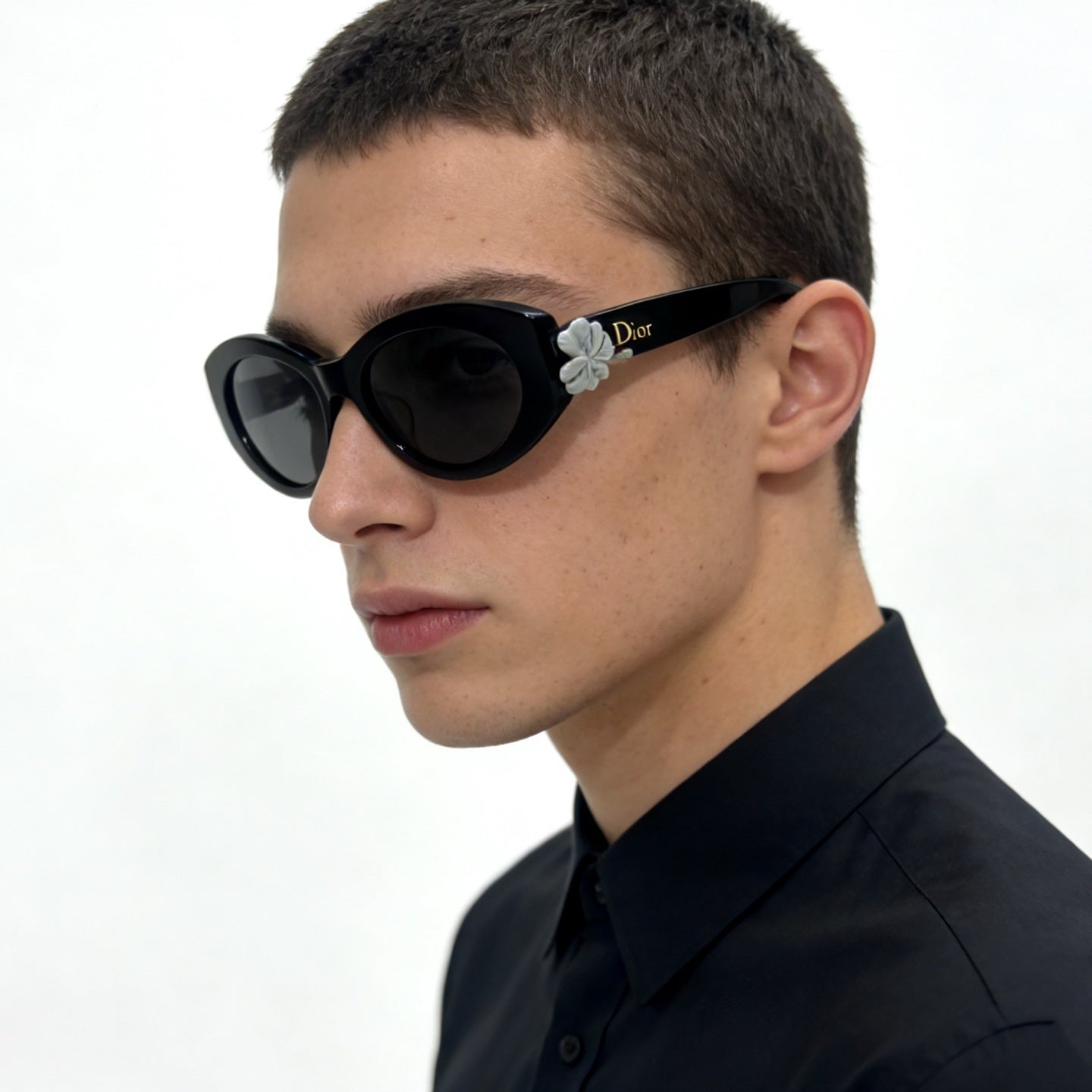 D**R Cat-Eye Oval Sunglasses | Glossy Black Acetate Frame, 3D Floral Detail & Grey Gradient Lenses