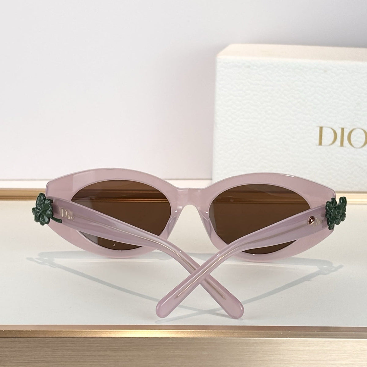 D**R Cat-Eye Oval Sunglasses | Rose Pink Acetate Frame & Dark Green 3D Floral Detail
