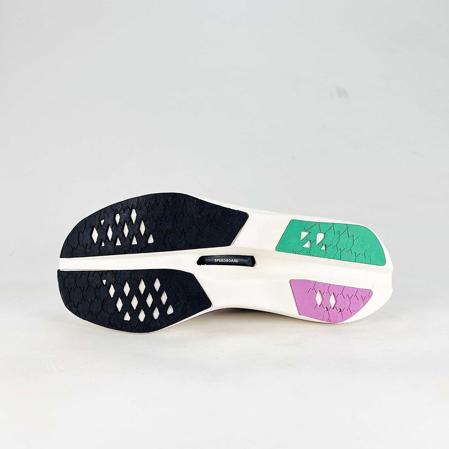 On Running Cloudboom Echo – White & Lavender Women's Lightweight Racing Shoes