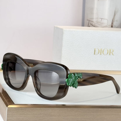 D**R Lady 95.22 Butterfly Sunglasses | Tortoise Acetate Frame, Gradient Brown Lenses, Green Floral Detail | Multiple Colors