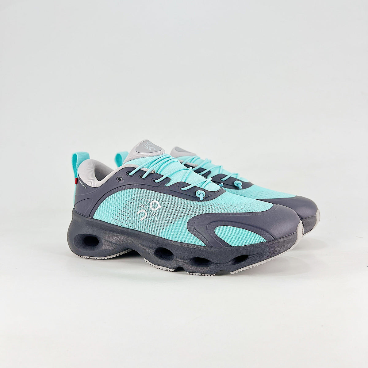 Loewe × On Cloudsolo – Unisex Lightweight Breathable Luxury Collaborative Running Shoes | Aqua Mint & Charcoal
