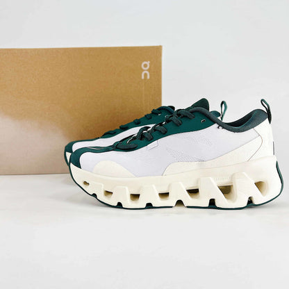 On Cloudswift K-Tech – White & Forest Green Unisex Lightweight Comfortable Durable Lifestyle Sneakers