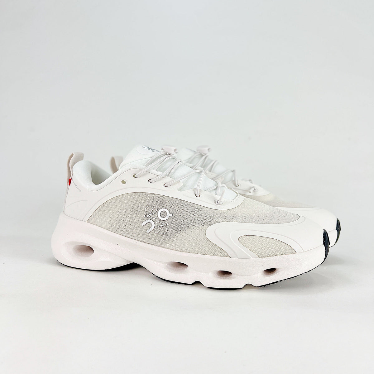 Loewe × On Cloudsolo – Unisex Lightweight Breathable Luxury Collaborative Running Shoes | White & Pearl Silver
