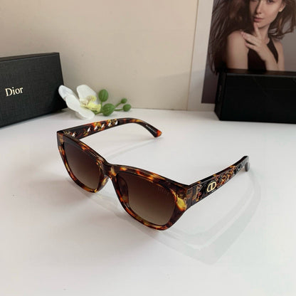 D**R Cat-Eye Sunglasses | Tortoiseshell Acetate Frame, Gold CD Logo & Brown Gradient Lenses
