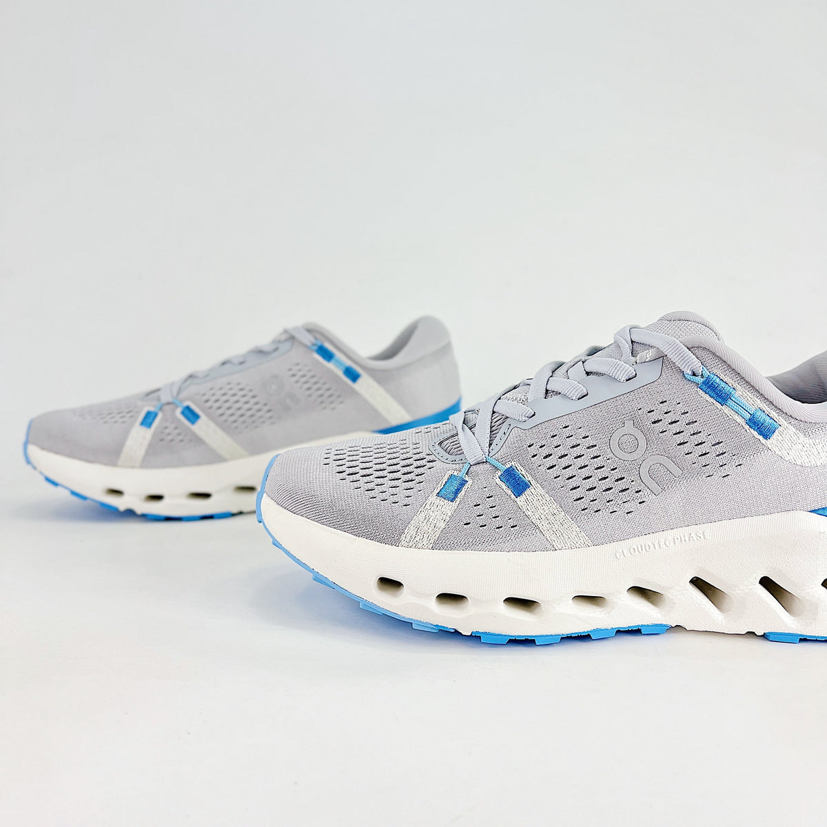 On Cloudsurfer 2 – Unisex Lightweight Breathable Soft Cushioned Road Running Shoes | White & Pearl Gray