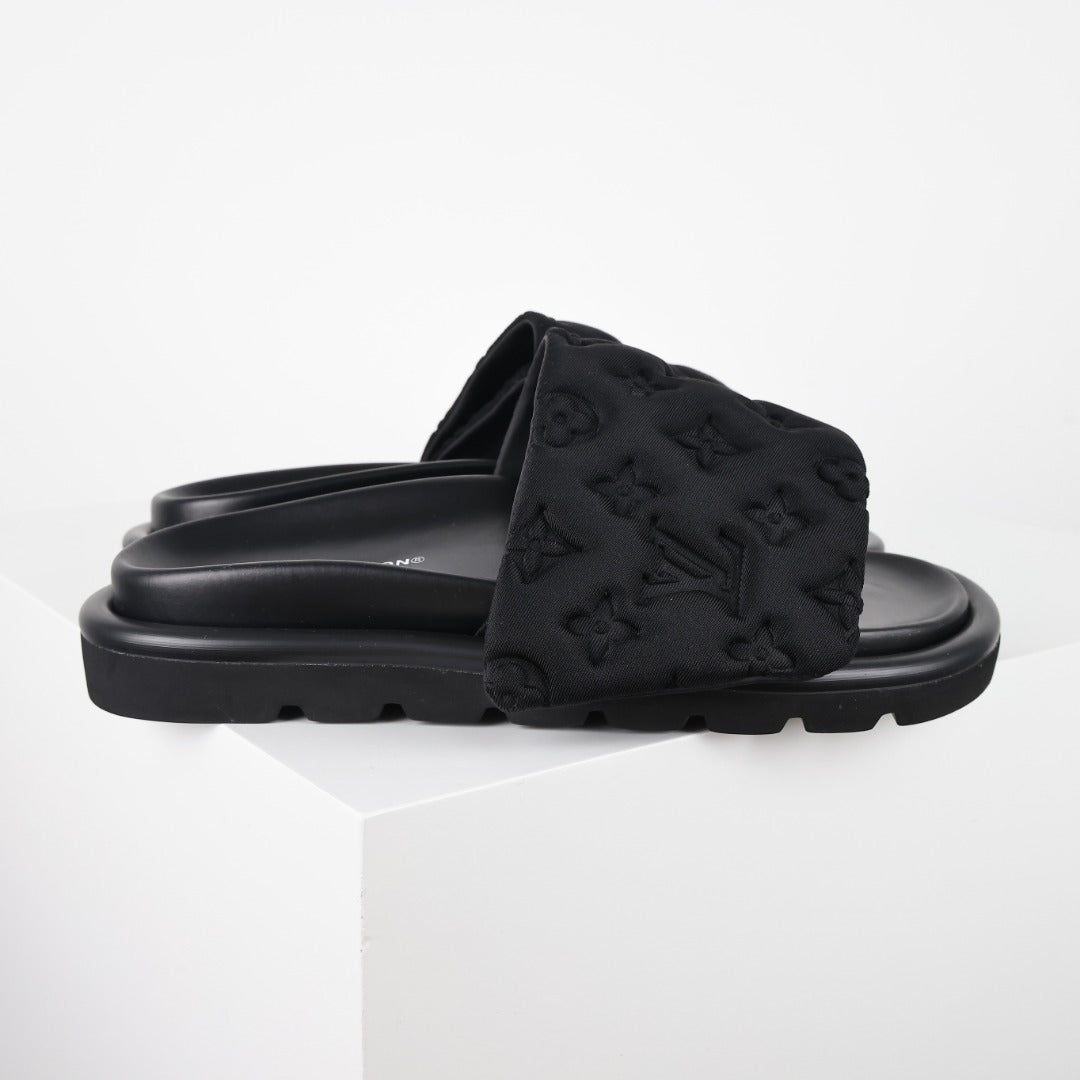 L***V All-Black Quilted Diamond Texture Wide Strap Slide Sandals — Spring Summer Boutique Limited Edition