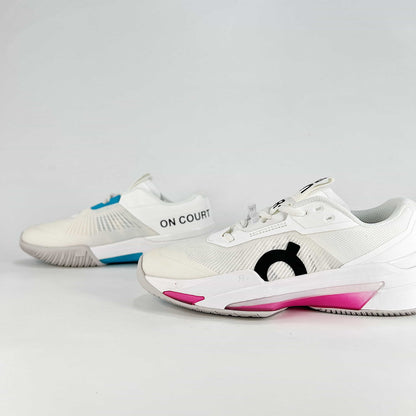 On The Roger Slam – White & Ice Grey Unisex Breathable Anti-Slip Shock-Absorbing Tennis Shoes