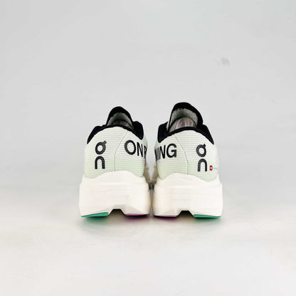 On Running Cloudboom Echo – White & Lavender Women's Lightweight Racing Shoes