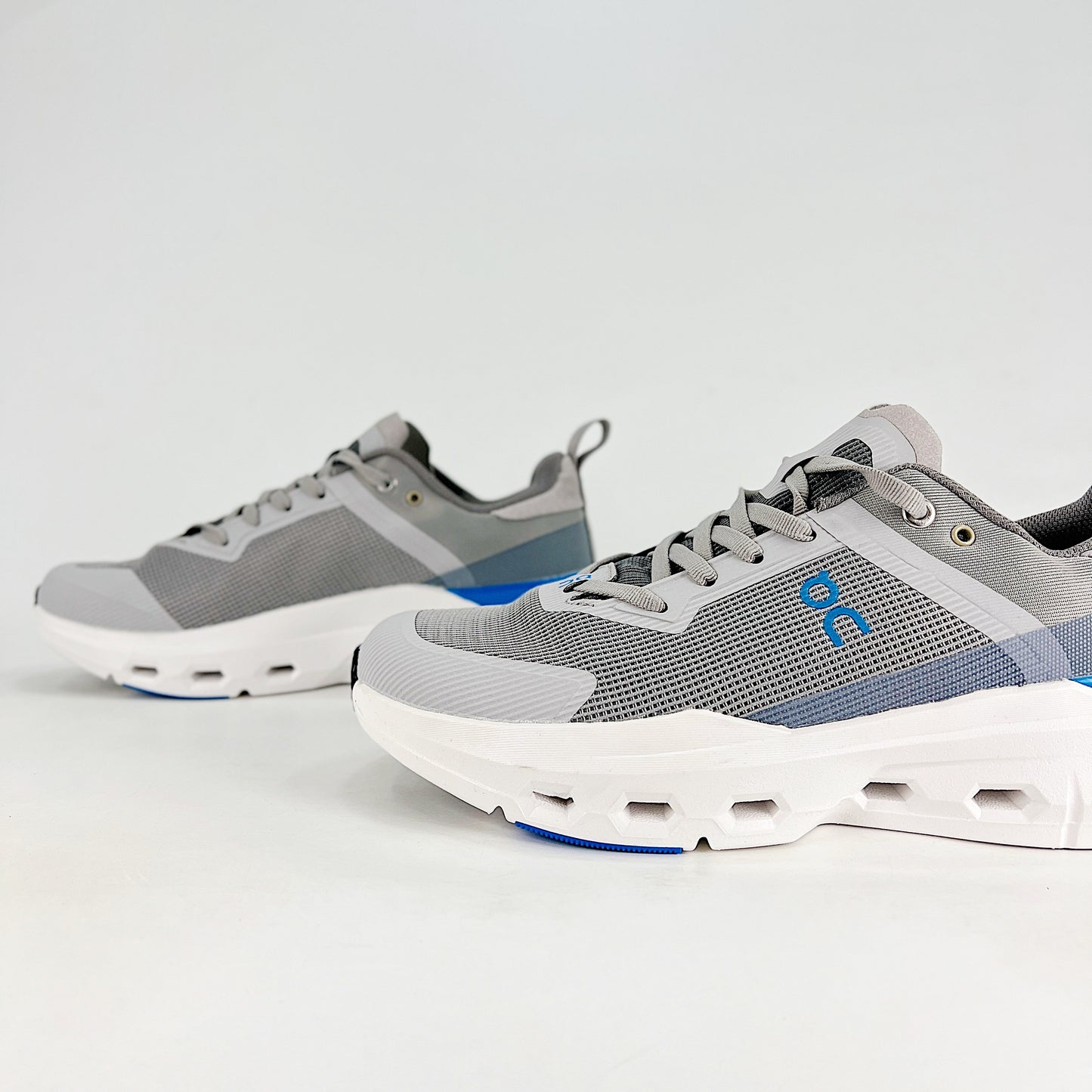 On Running Cloudmonster – Grey & Cobalt Blue Unisex Maximum Cushion Road Running Shoes