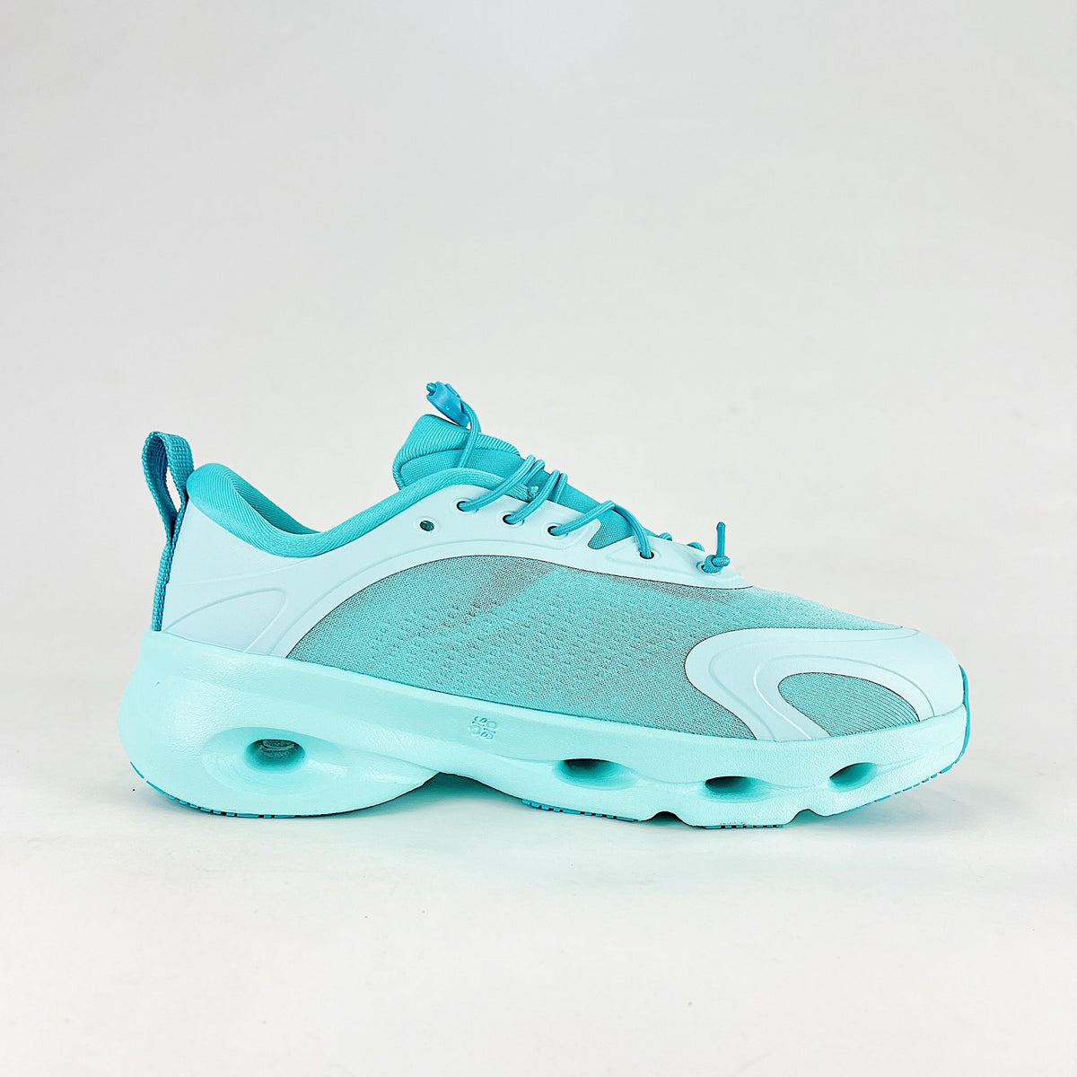 On Cloudsolo – Unisex Lightweight Breathable Luxury Running Shoes | Mint Blue & Aqua