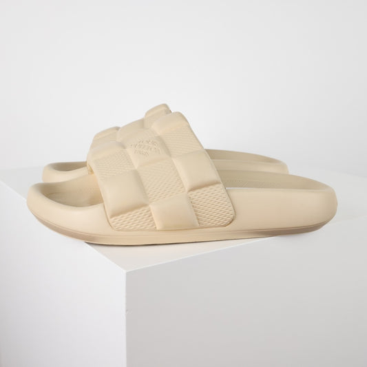 L***V Fluffy Slide Sandals — Plush Faux Fur Single Strap Pool Slippers (4 Colors)