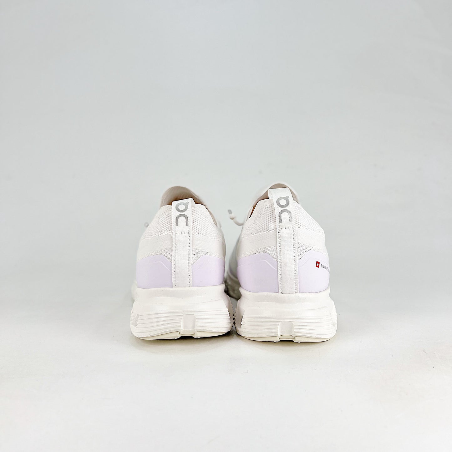 On Running Cloud 6 Versa – All White & Gum Unisex Lifestyle Running Shoes
