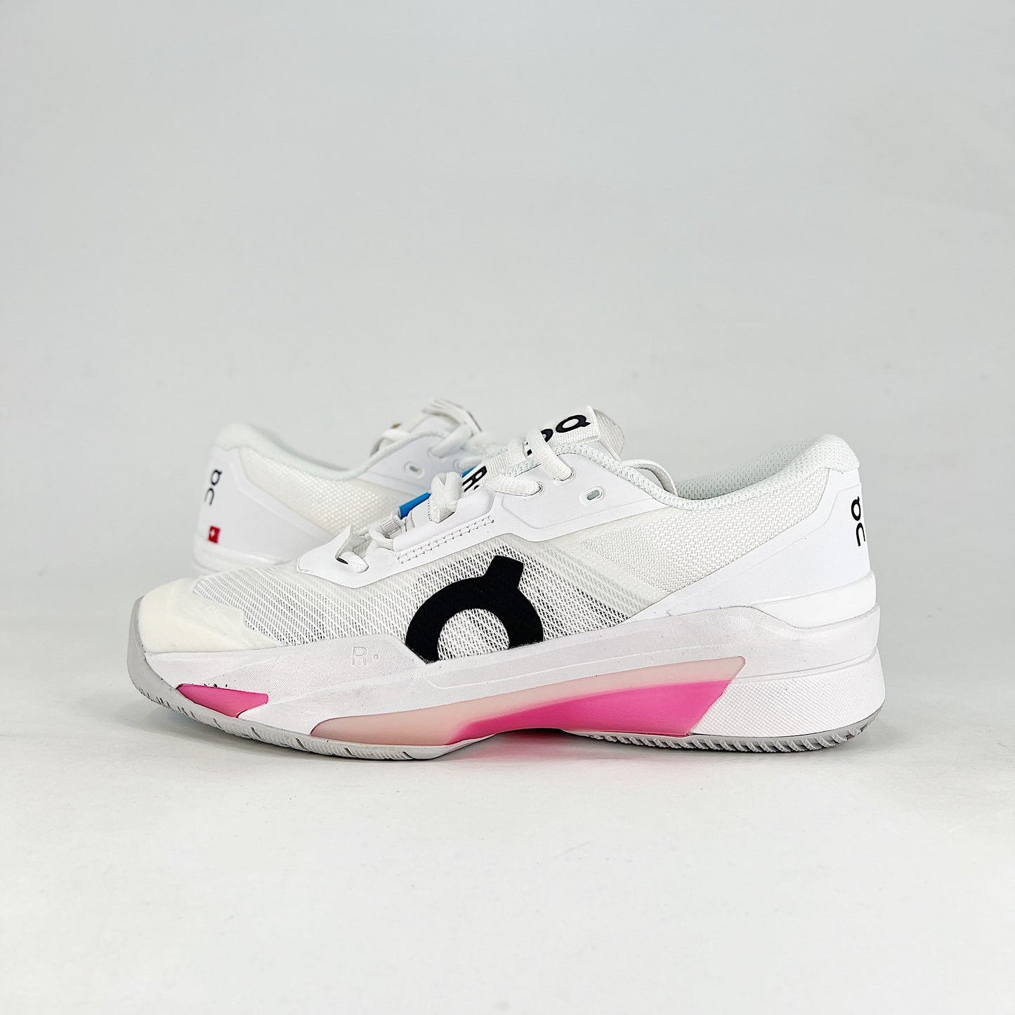 On The Roger Pro Fire – White & Hot Pink Unisex Breathable Anti-Slip Tennis Shoes
