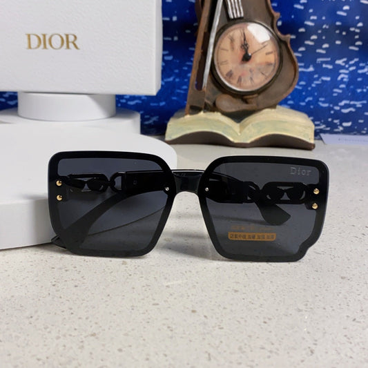 D**R Oversized Square Sunglasses | Chain-Link Bridge | 4 Colorways