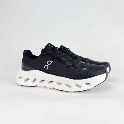 On Running Cloudeclipse – Black & White Unisex High-Performance Road Running Shoes