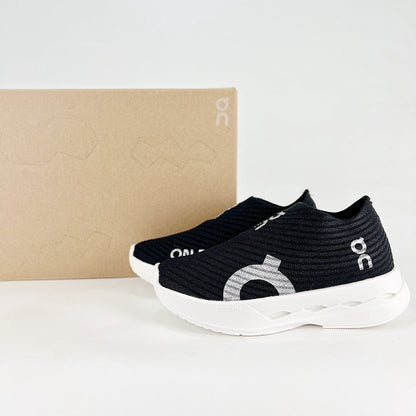 On Cloud Boom – Kids Lightweight Breathable Slip-On Running Shoes | Black & White