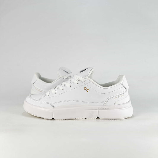 On The Roger Advantage – Triple White Unisex Premium Leather Retro Tennis Lifestyle Sneakers