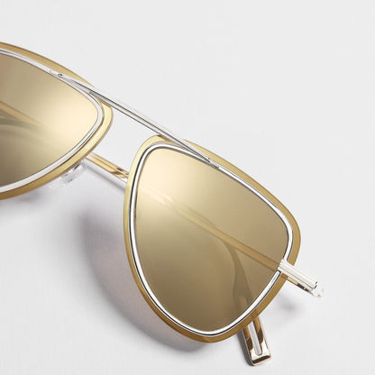 D**R 30Montaigne S6U Rimless Sunglasses | Gold Metal Frame, Brown Gradient Bevelled Lenses, CD Logo Temple | Multiple Colors